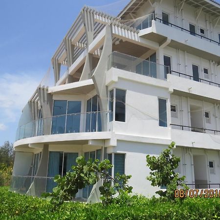 Luxury Penthouse, Nilaveli Apartman Trincomalee Kültér fotó